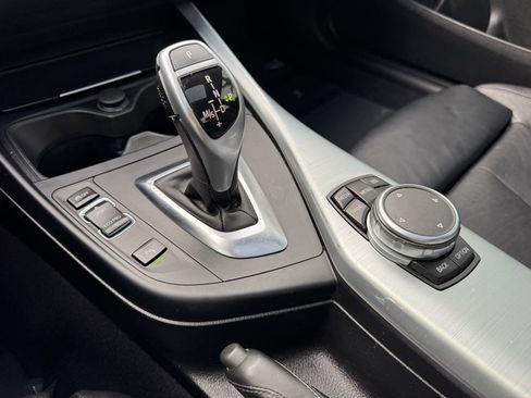 Used 2016 BMW 228i Coupe image 17