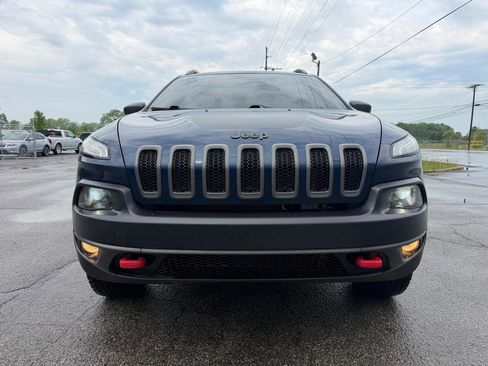Used 2018 Jeep Cherokee Trailhawk w/ Quick Order Package 27L AWD/4WD image 9