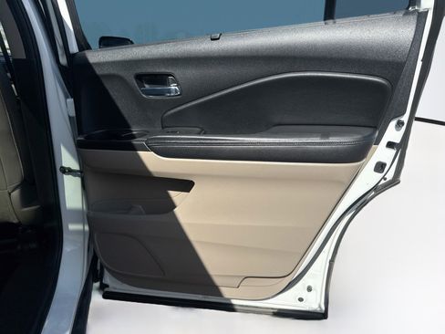 Used 2022 Honda Pilot Elite image 34