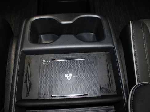 Used 2025 Honda Odyssey Elite image 41