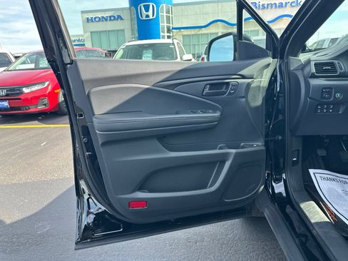 Used 2024 Honda Ridgeline TrailSport image 16