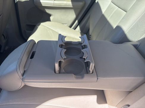 Used 2010 Ford Edge Limited image 14