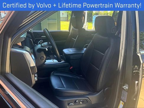Used 2025 GMC Yukon XL Denali AWD/4WD image 32