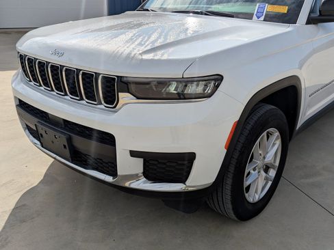 Used 2023 Jeep Grand Cherokee L Laredo w/ Luxury Tech Group I AWD/4WD image 8
