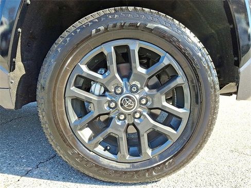 Used 2023 Toyota Tundra Platinum w/ Advanced Package image 8