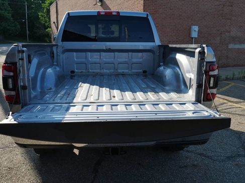 Used 2022 RAM 2500 Laramie AWD/4WD image 15