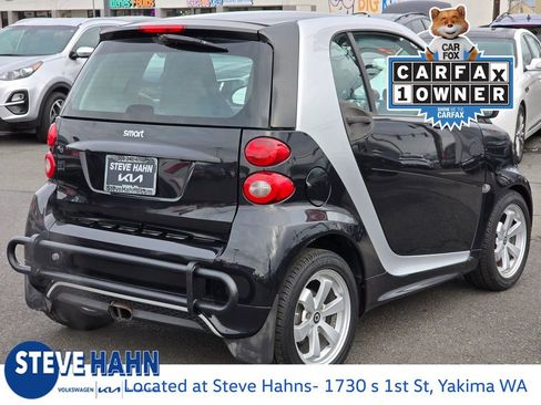 Used 2013 smart fortwo passion image 5