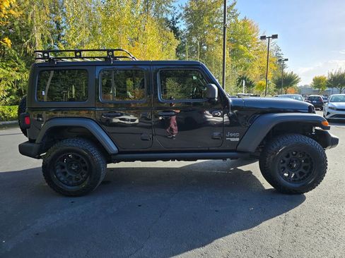 Used 2019 Jeep Wrangler Unlimited Sport S image 25
