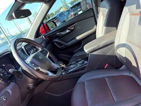Used 2022 Chevrolet Blazer RS w/ Enhanced Convenience Package FWD image 11