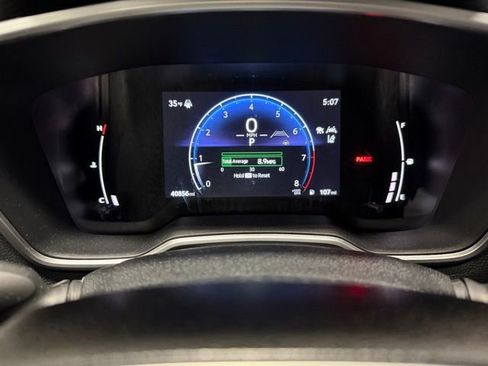 Used 2024 Toyota Corolla Cross XLE image 26