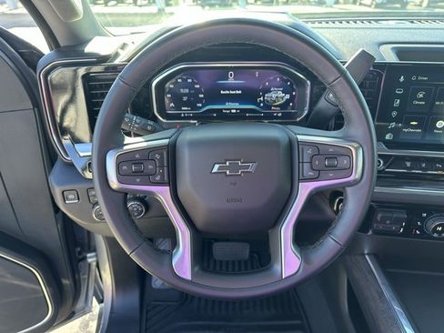 Used 2025 Chevrolet Silverado 3500 LTZ w/ LTZ Plus Package image 7