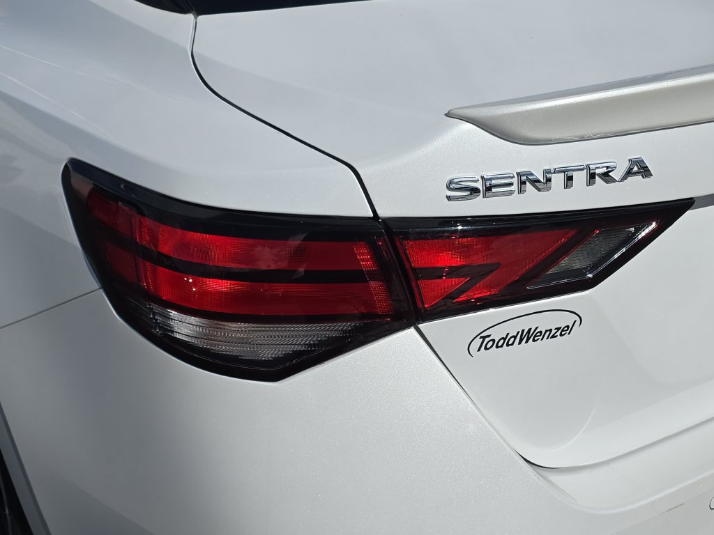 Used 2024 Nissan Sentra SR FWD image 33