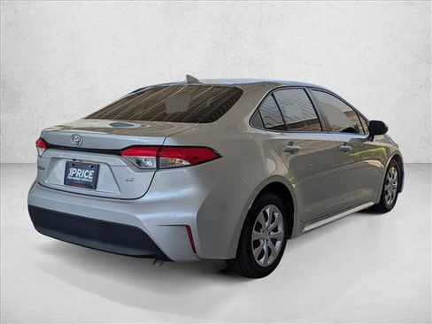 Used 2023 Toyota Corolla LE FWD image 5