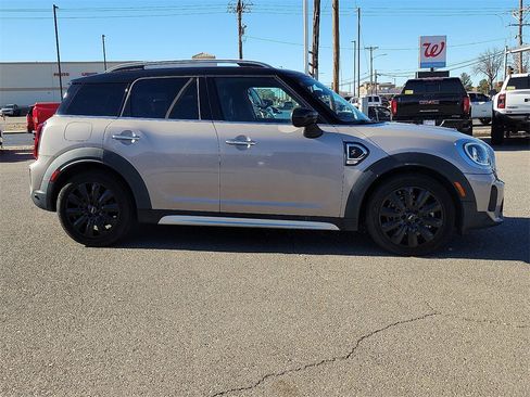 Used 2022 MINI Cooper Countryman S w/ Signature Upholstery Package image 12