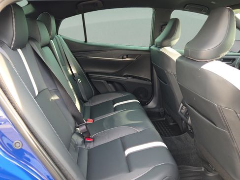 Used 2026 Toyota Camry SE FWD image 17