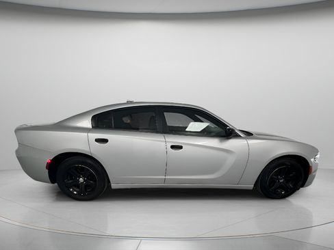 Used 2023 Dodge Charger SXT w/ Cold Weather Package RWD image 9
