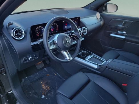 Certified 2025 Mercedes-Benz GLA 250 image 23