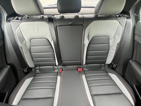 Certified 2025 Volkswagen GTI Autobahn FWD image 27