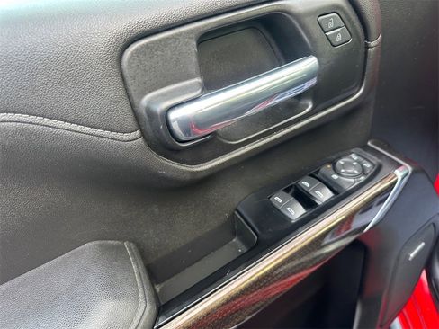 Used 2019 Chevrolet Silverado 1500 LT Trail Boss image 28