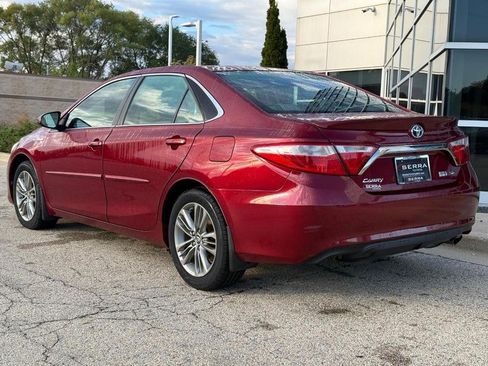 Used 2015 Toyota Camry SE image 6