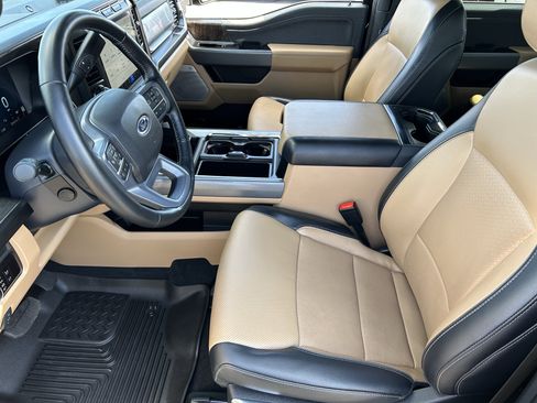 Used 2023 Ford F250 Lariat w/ Lariat Ultimate Package image 19