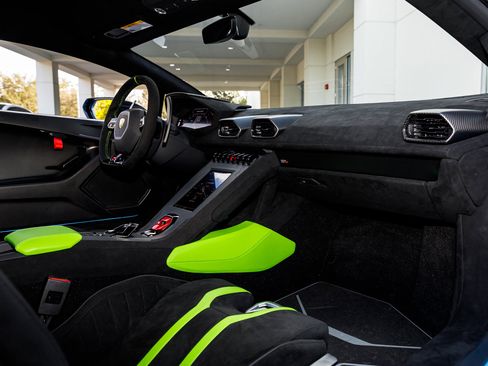 Used 2023 Lamborghini Huracan STO image 41