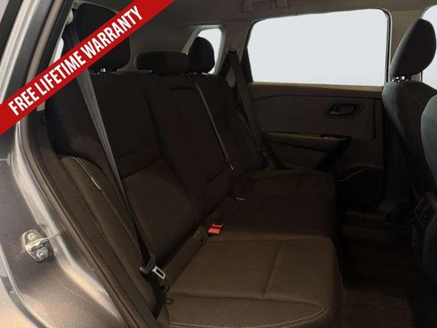 Used 2023 Nissan Rogue S AWD/4WD image 29