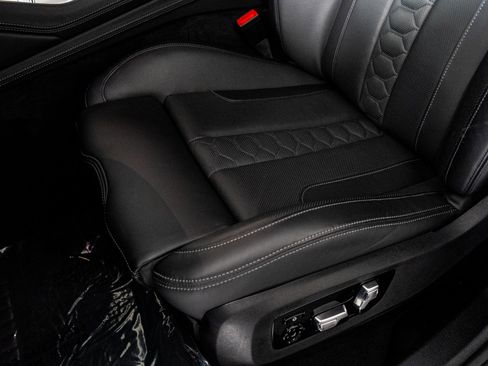 Used 2025 BMW X6 M Competition w/ Executive Package image 27