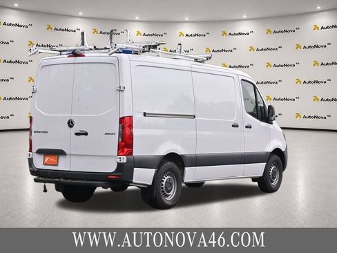 Used 2023 Mercedes-Benz Sprinter 2500 image 9