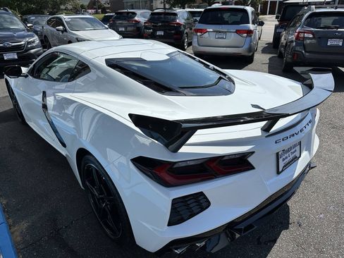 Used 2021 Chevrolet Corvette Stingray Coupe w/ 1LT RWD image 9