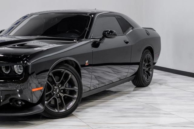 Used 2022 Dodge Challenger R/T Scat Pack RWD image 8