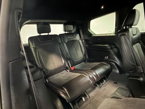 Used 2023 Jeep Grand Cherokee L Laredo image 68