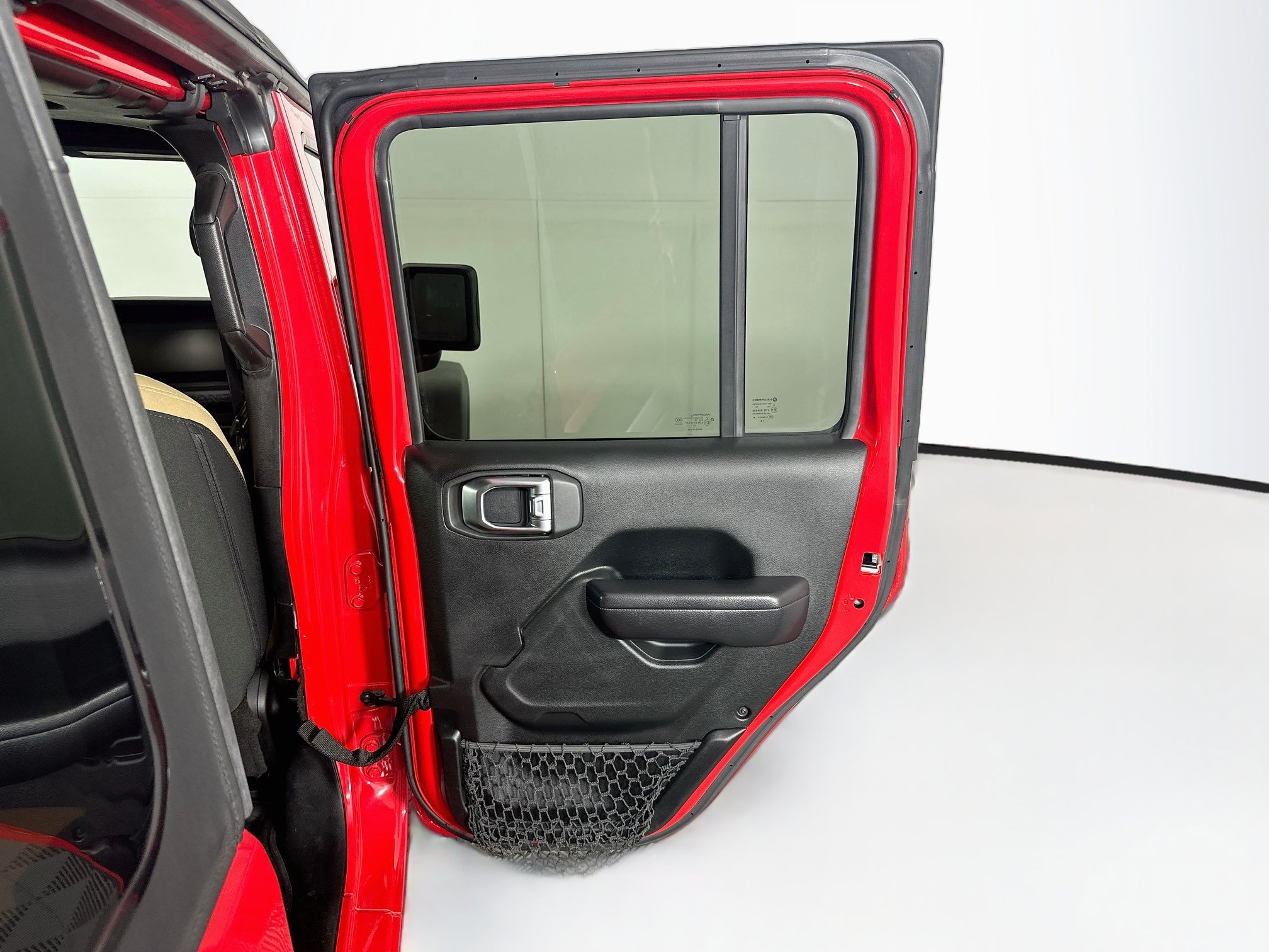 Used 2018 Jeep Wrangler Unlimited Sport S AWD/4WD image 28