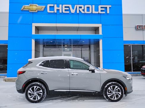 Used 2023 Buick Envision Essence image 11