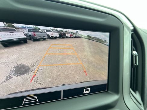 Used 2024 Chevrolet Silverado 1500 Custom w/ Dark Appearance Package image 15