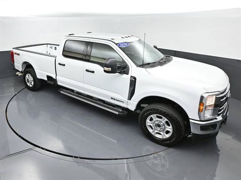 Certified 2026 Ford F350 XLT w/ FX4 Off-Road Package AWD/4WD image 38