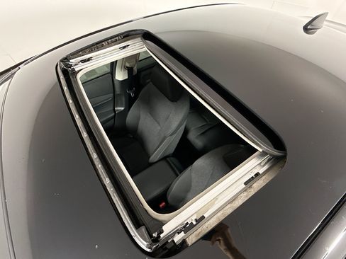 Used 2023 Honda Accord EX image 13