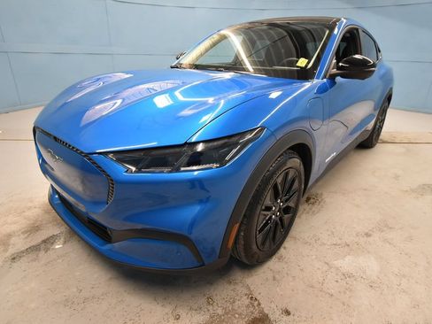Used 2025 Ford Mustang Mach-E Select AWD/4WD image 32
