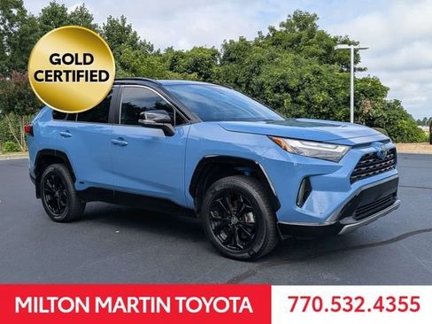 Used 2023 Toyota RAV4 XSE AWD/4WD image 2