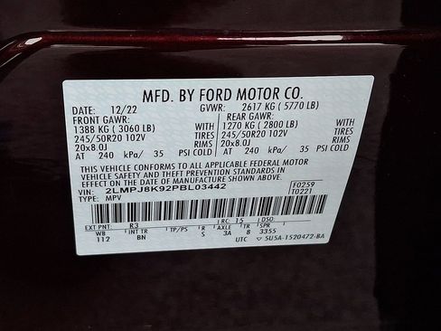 Certified 2023 Lincoln Nautilus Reserve image 26