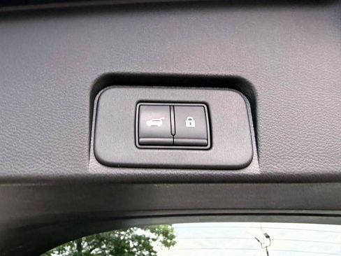 Used 2023 Nissan Rogue SL w/ SL Premium Package AWD/4WD image 8