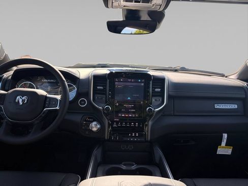 New 2026 RAM 1500 Laramie AWD/4WD image 11