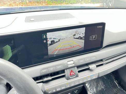 Used 2025 Kia K4 LXS image 24