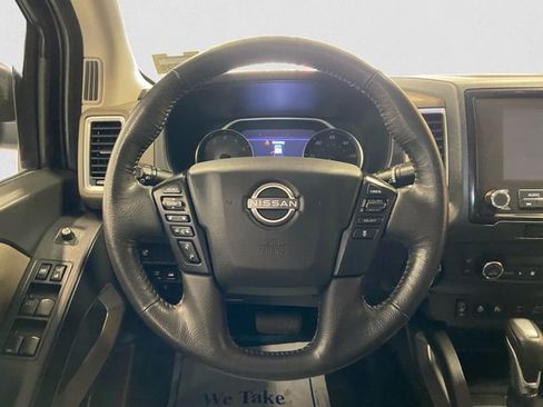 Certified 2022 Nissan Frontier SV image 12