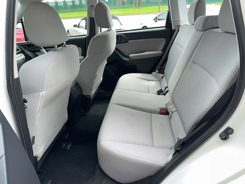 Used 2018 Subaru Forester 2.5i w/ Alloy Wheel Package image 13