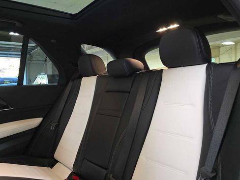 New 2026 Mercedes-Benz GLE 450 4MATIC image 17