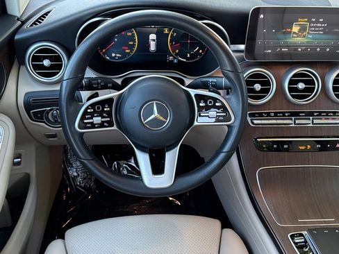 Certified 2022 Mercedes-Benz GLC 300 w/ Premium Package Lite image 14