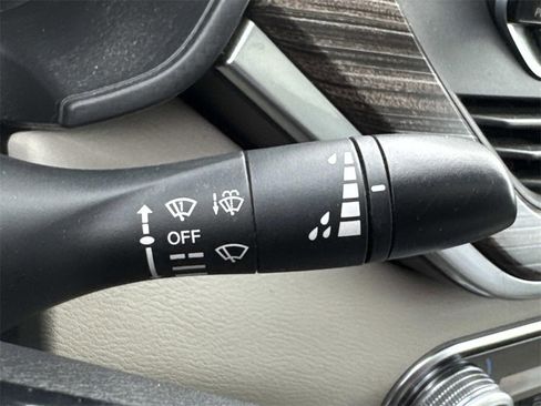 Used 2021 Nissan Altima 2.5 Platinum image 35