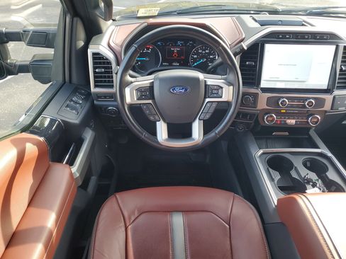 Used 2022 Ford F350 Platinum w/ FX4 Off-Road Package image 24