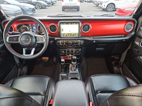 Used 2023 Jeep Wrangler Unlimited Rubicon w/ LED Lighting Group image 31